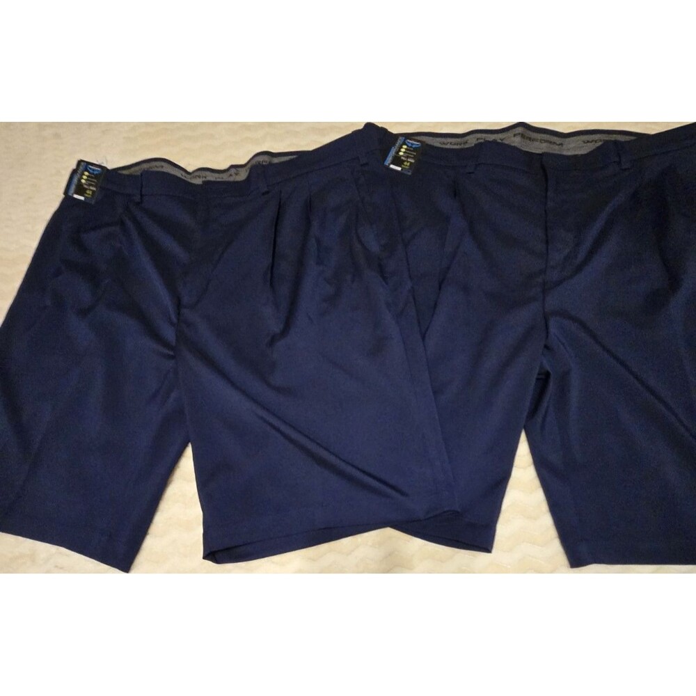 Roundtree & Yorke Chino Shorts Men Navy Pleated Golf Work 44T 2 Pair